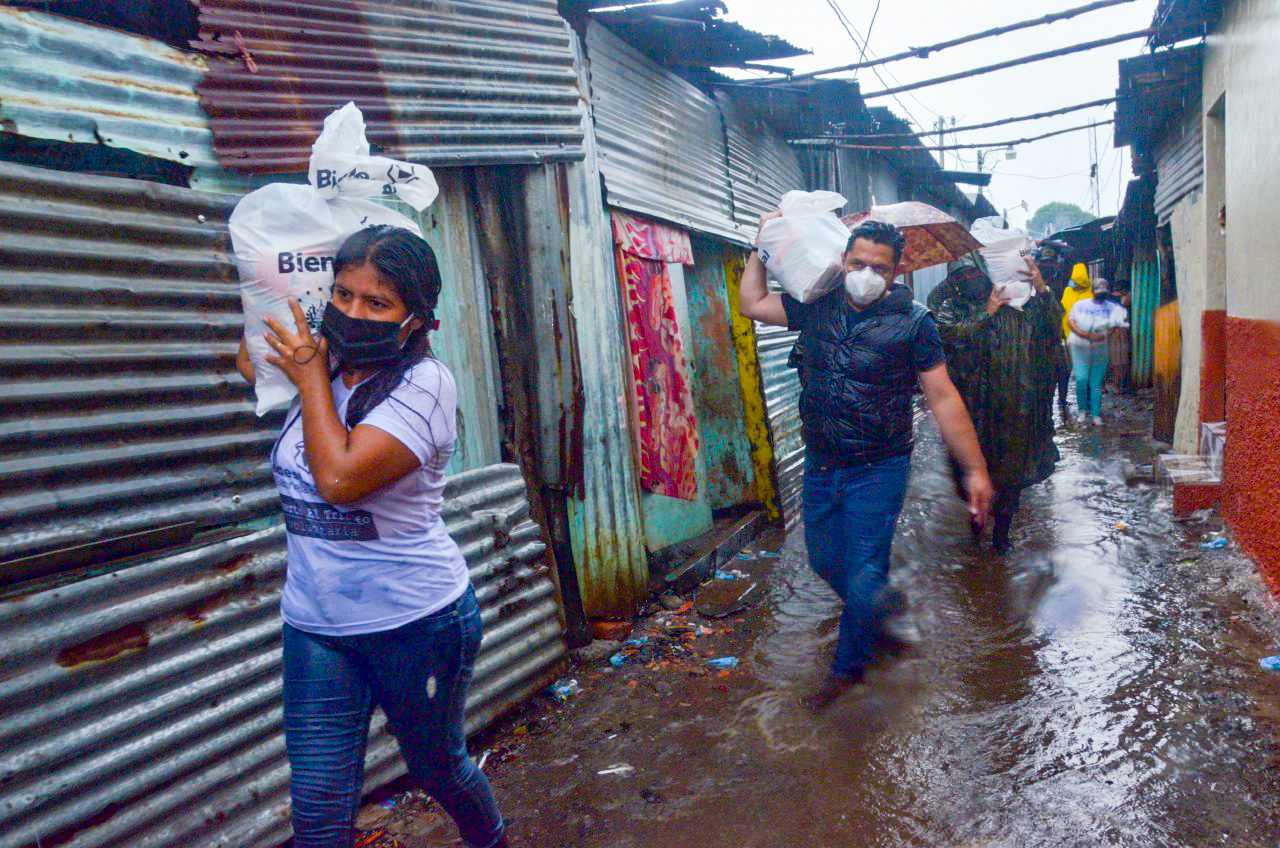 Familias de Puerto El Triunfo reciben paquetes alimentarios por parte del Gobierno familias-de-puerto-el-triunfo-reciben-paquetes-alimentarios-por-parte-del-gobierno